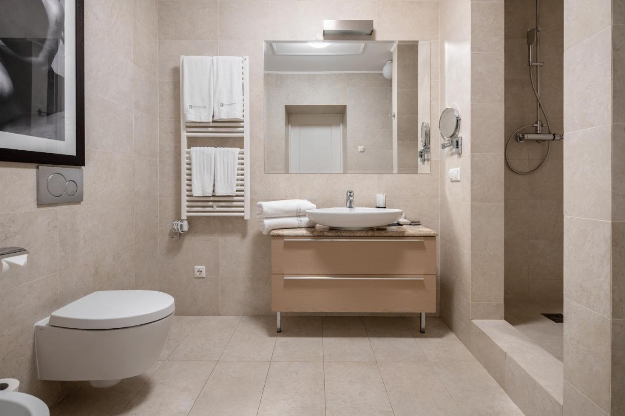 Cityhotel Apartments Kiev Eksteriør bilde