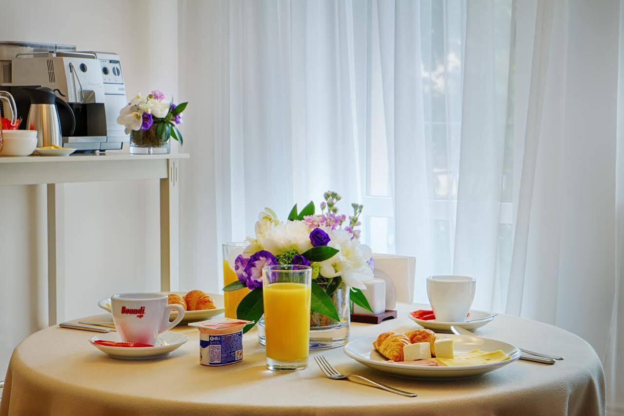 Cityhotel Apartments Kiev Eksteriør bilde